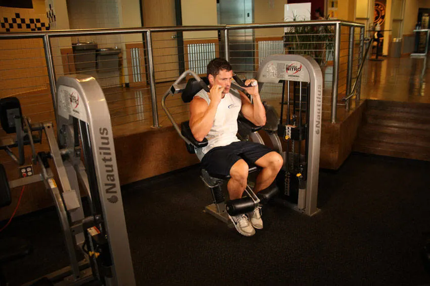 Ab Crunch Machine — end position