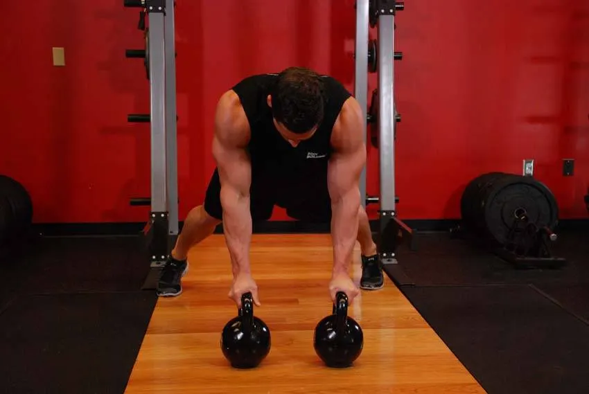 Alternating Renegade Row exercise