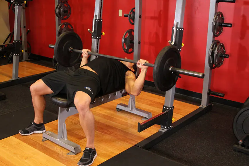 Barbell Bench Press - Medium Grip — end position