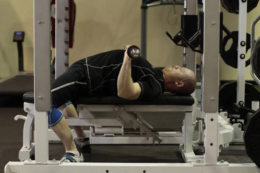 Bench Press - Powerlifting — end position