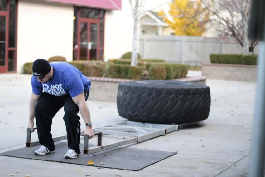 Car Deadlift — end position