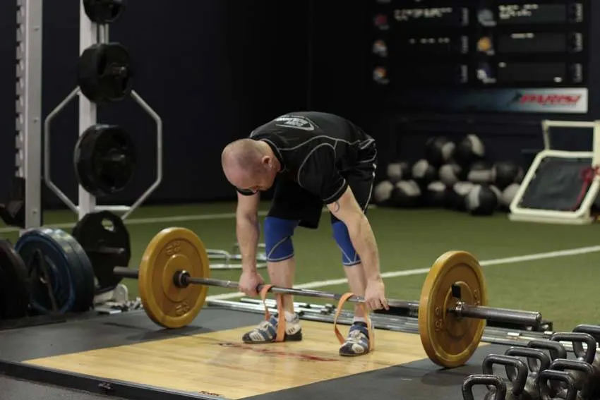 Deadlift with Bands exercise