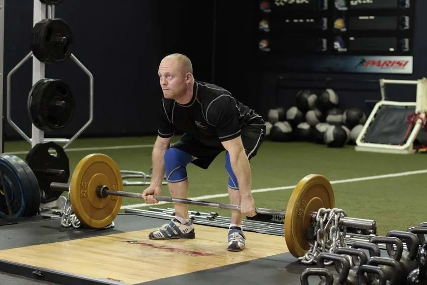 Deadlift with Chains exercise