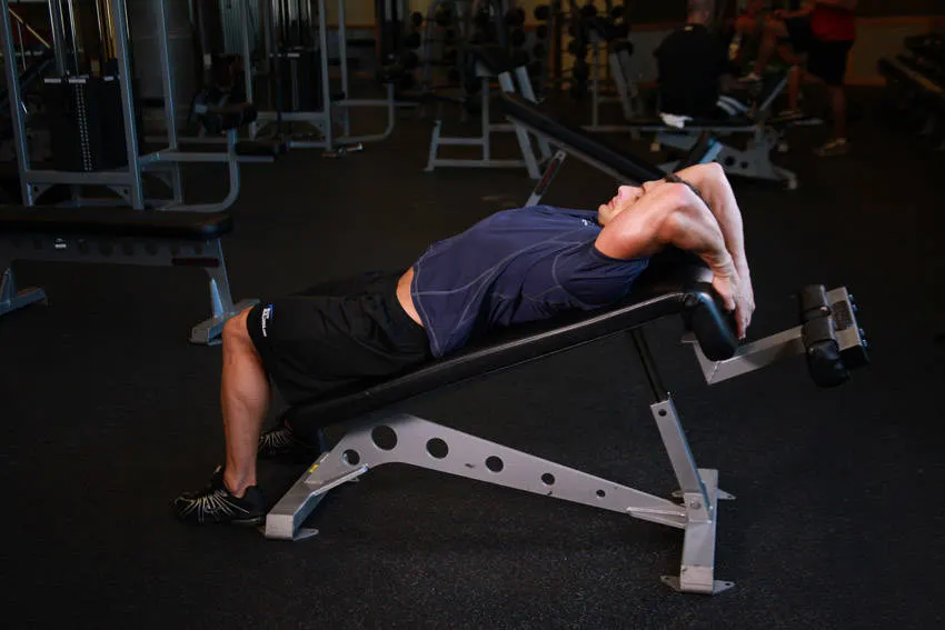 Decline Reverse Crunch exercise