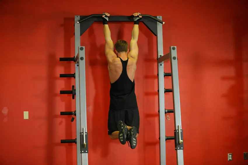 Gorilla Chin/Crunch exercise
