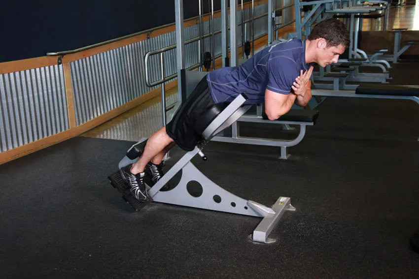 Hyperextensions (Back Extensions) exercise