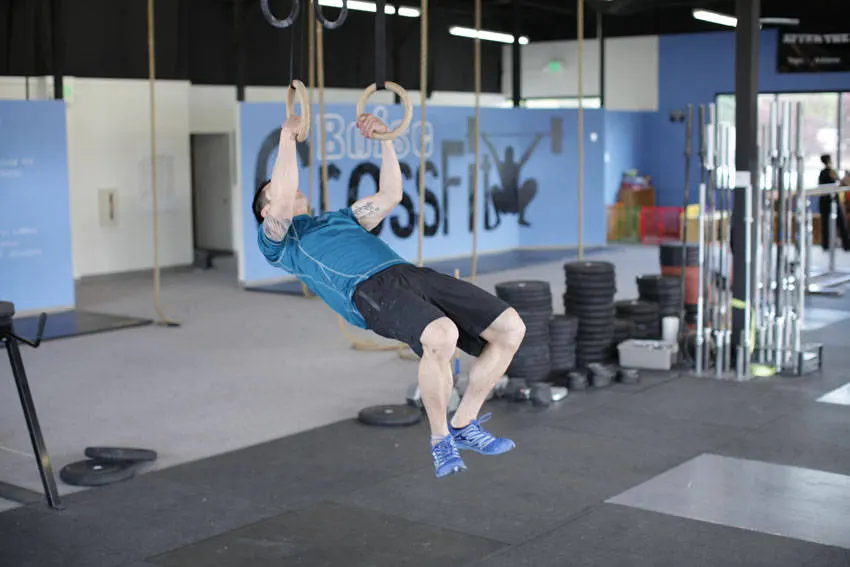 Kipping Muscle Up — end position