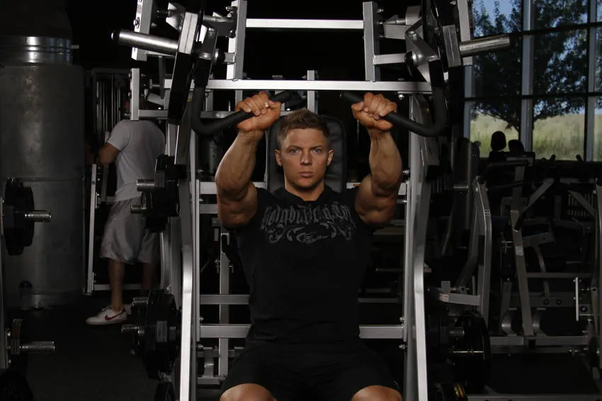 Leverage Incline Chest Press — end position