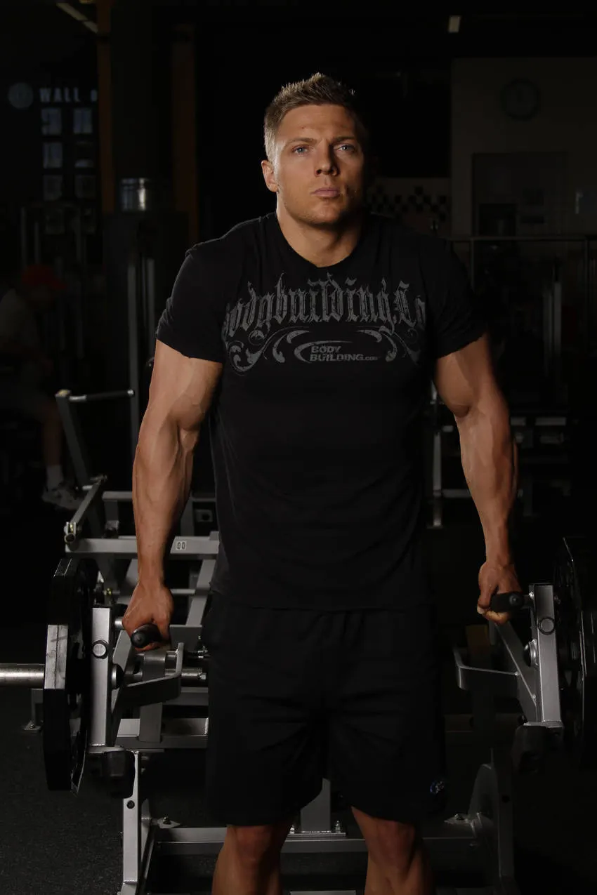 Leverage Shrug — end position