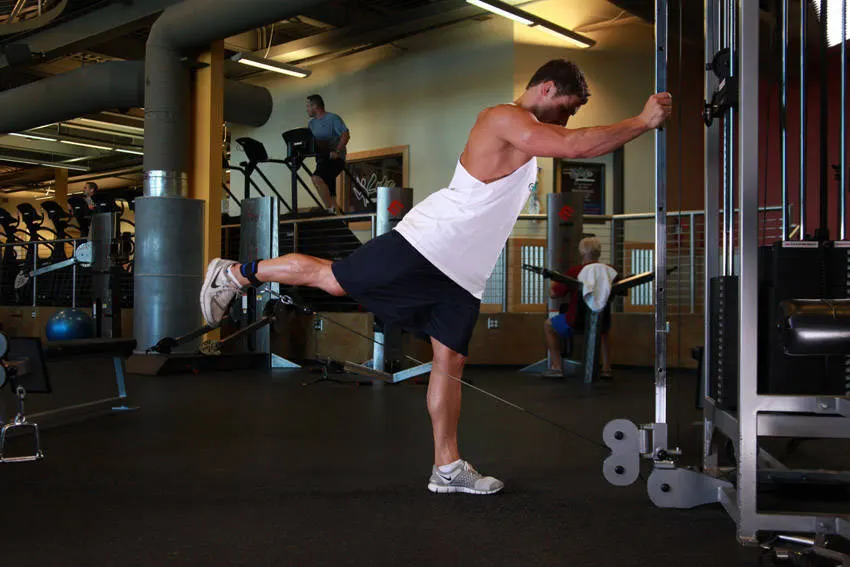 One-Legged Cable Kickback — end position