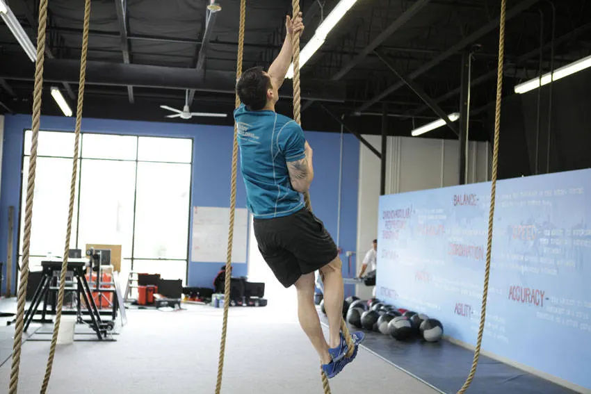 Rope Climb — end position