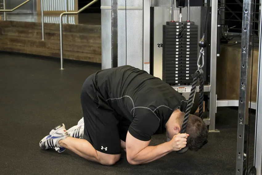 Rope Crunch — end position