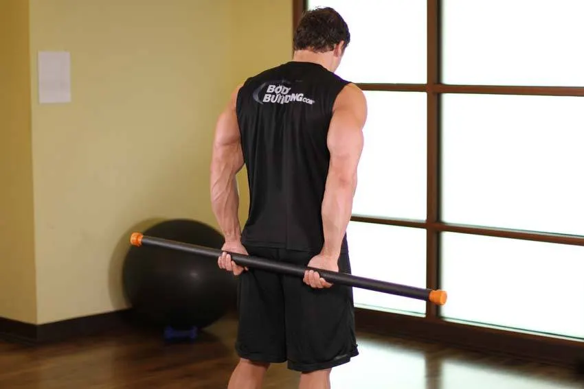 Round The World Shoulder Stretch — starting position