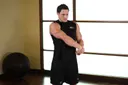 Side Wrist Pull exercise