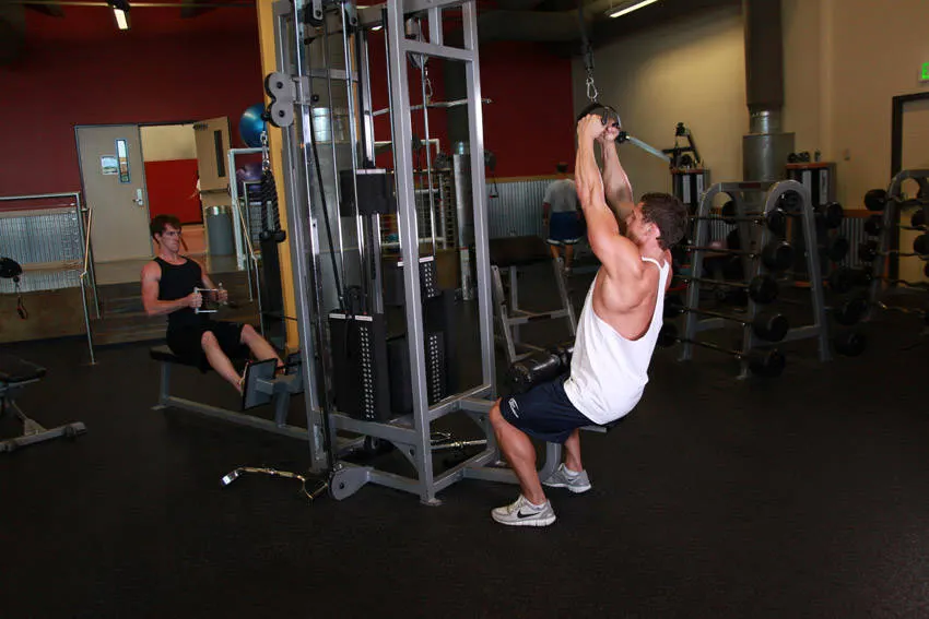 V-Bar Pulldown — end position