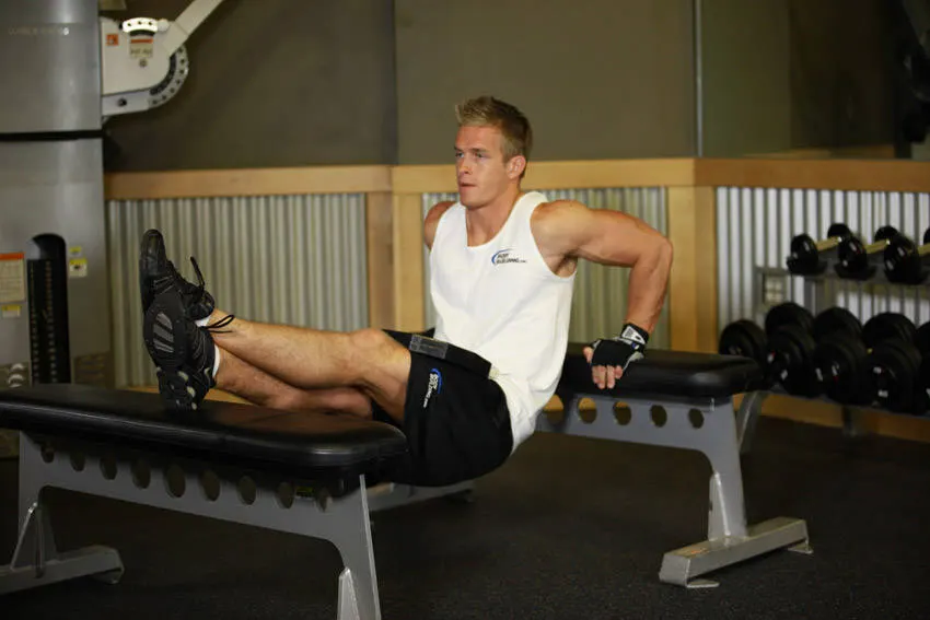 Weighted Bench Dip — end position