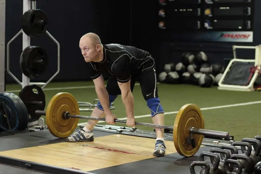 Wide Stance Stiff Legs exercise